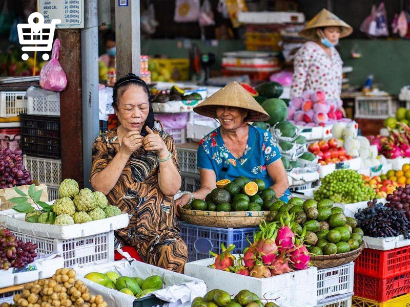 Người bán hàng tại chợ vô cùng thân thiện, không bắt chẹt khách du lịch